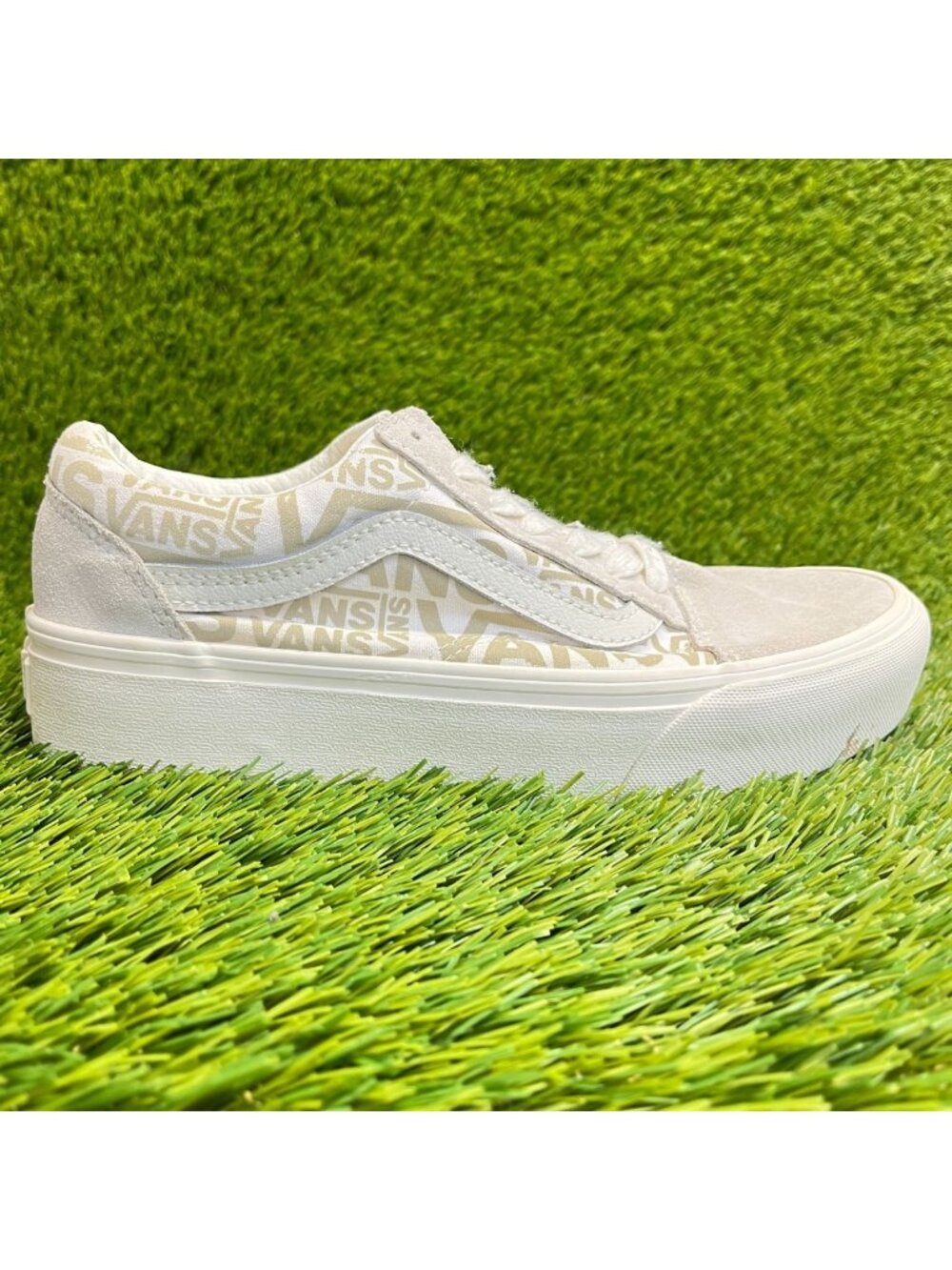 Vans Old Skool Platform Mens Size 7.5 Beige White Walking‎ Skate Shoes Sneakers
